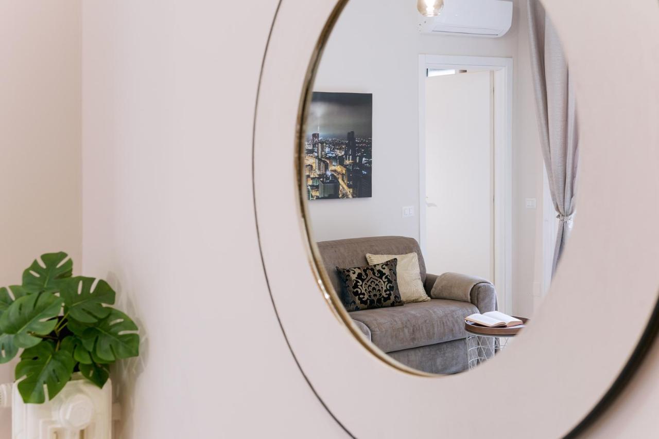 Ca' Lucia 2 - Affitti Brevi Italia Apartment Milan Bagian luar foto